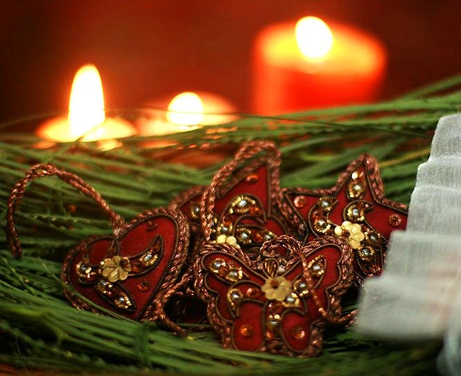 Ruby Feast Hand Designed Christmas Ornaments Set of 4, India